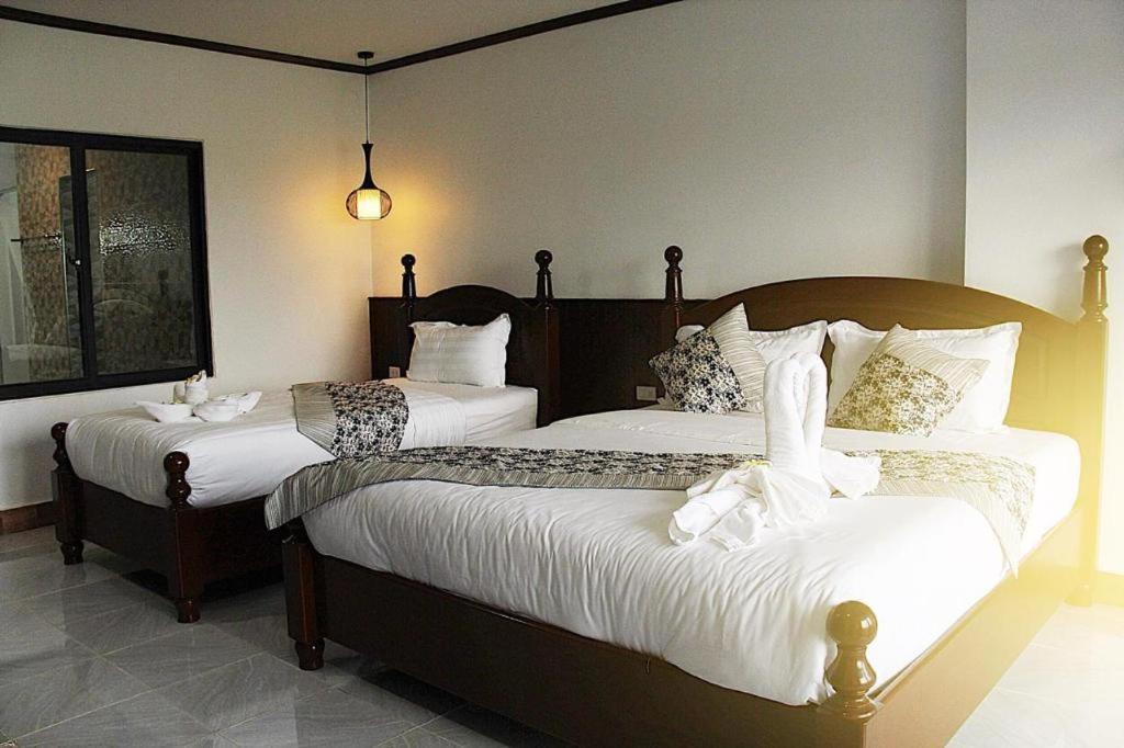 Thavisouk Riverside Hotel Vang Vieng Luaran gambar