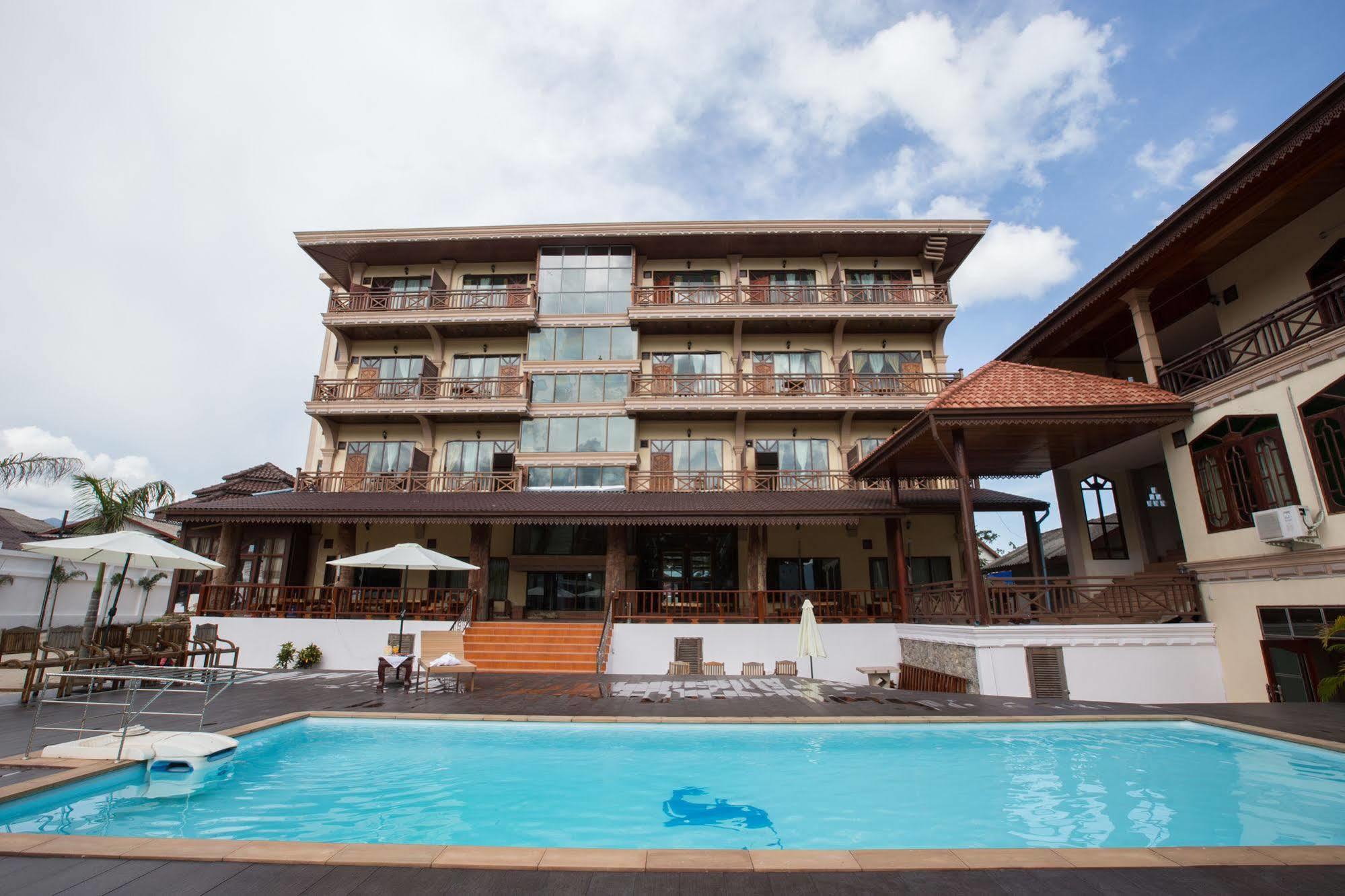 Thavisouk Riverside Hotel Vang Vieng Luaran gambar