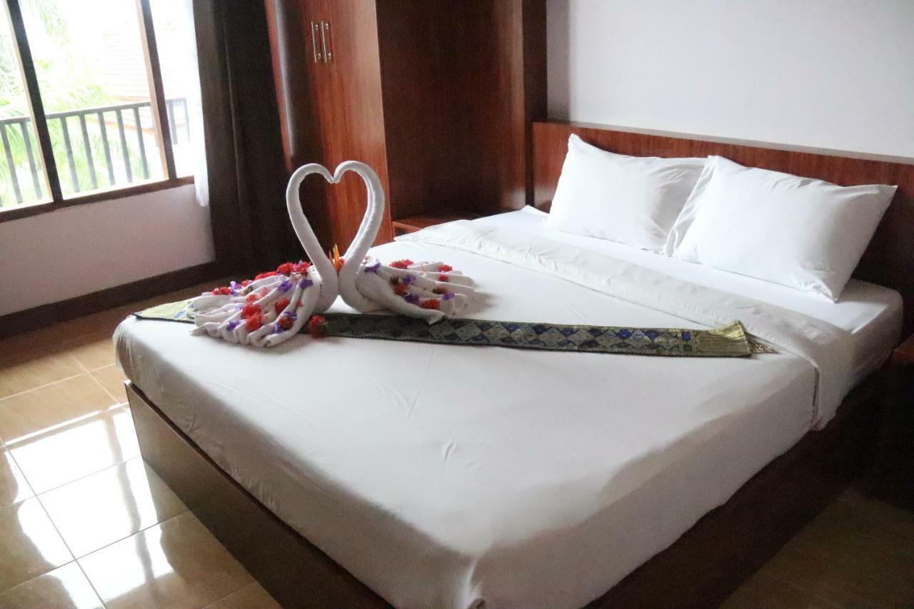 Thavisouk Riverside Hotel Vang Vieng Luaran gambar